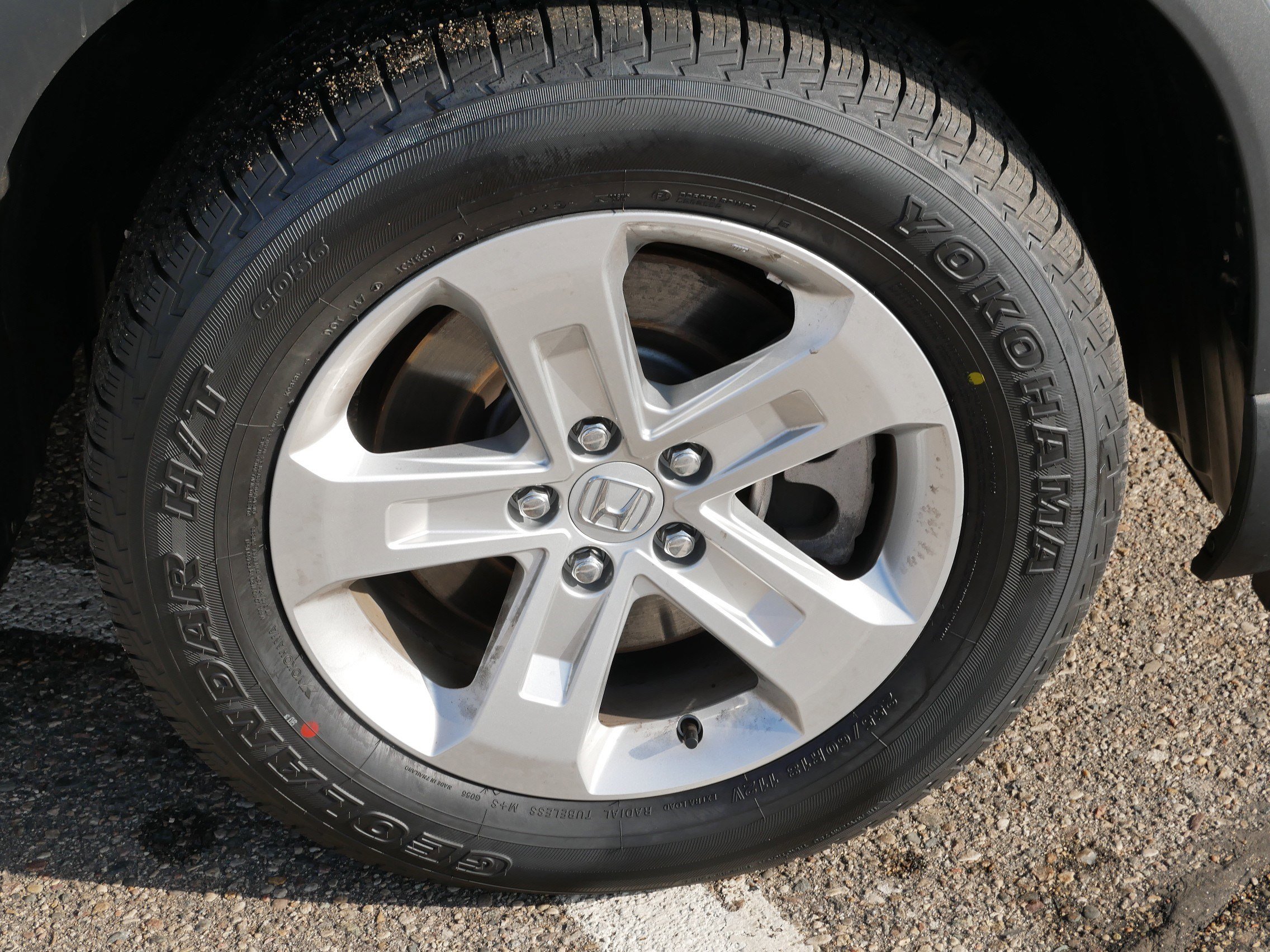 Used 2023 Honda Pilot LX image 15