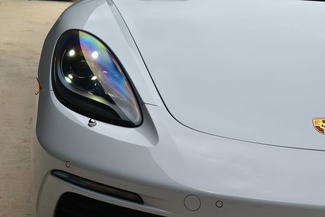 Certified 2025 Porsche 718 Cayman image 12