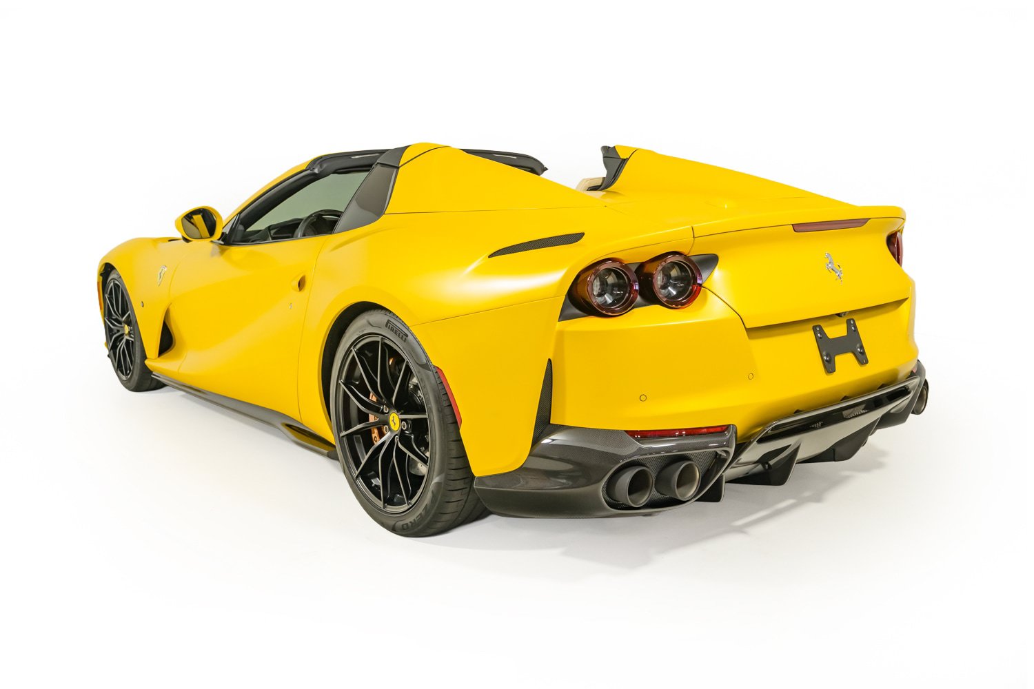 Used 2022 Ferrari 812 GTS RWD image 16