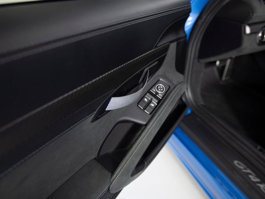 Certified 2025 Porsche 718 Cayman GT4 RS image 19