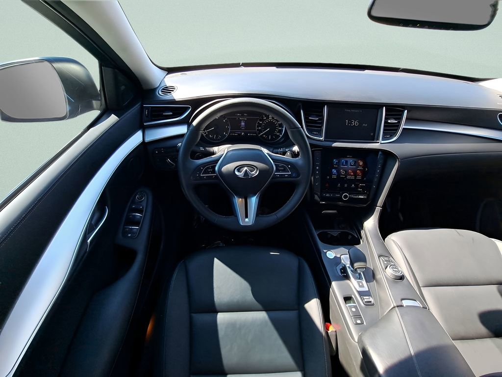 Used 2021 INFINITI QX50 Luxe image 16