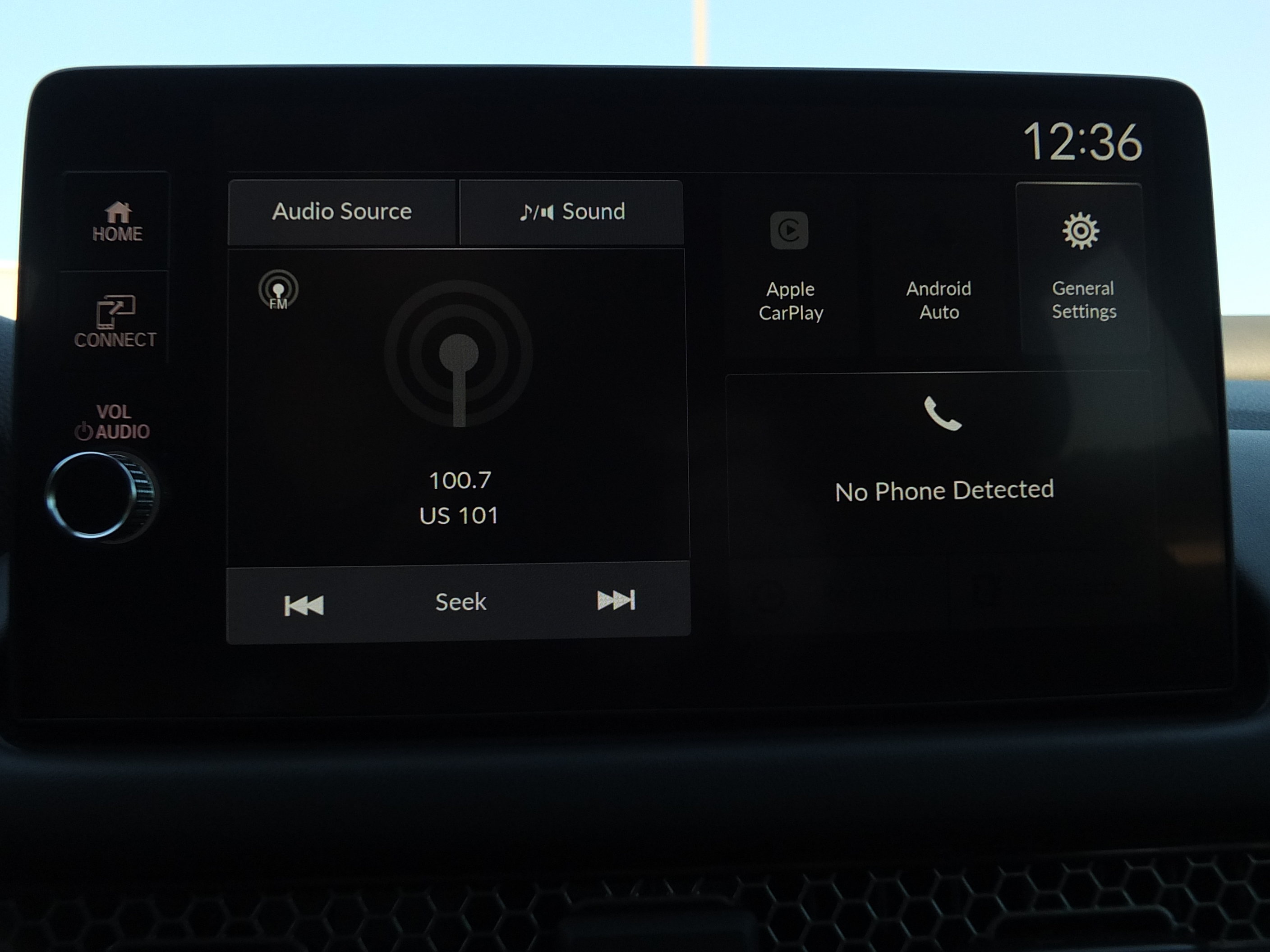 Used 2027 Honda HR-V Sport image 26