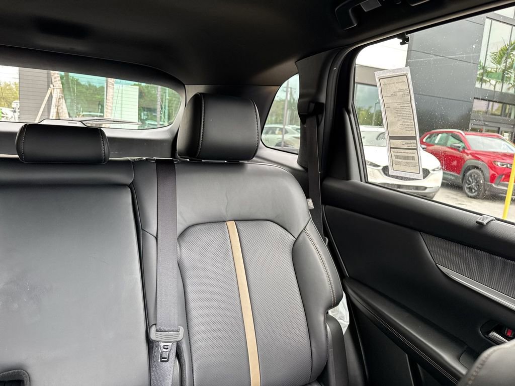 Certified 2025 MAZDA CX-70 3.3 Turbo w/ Premium Plus Pkg image 20