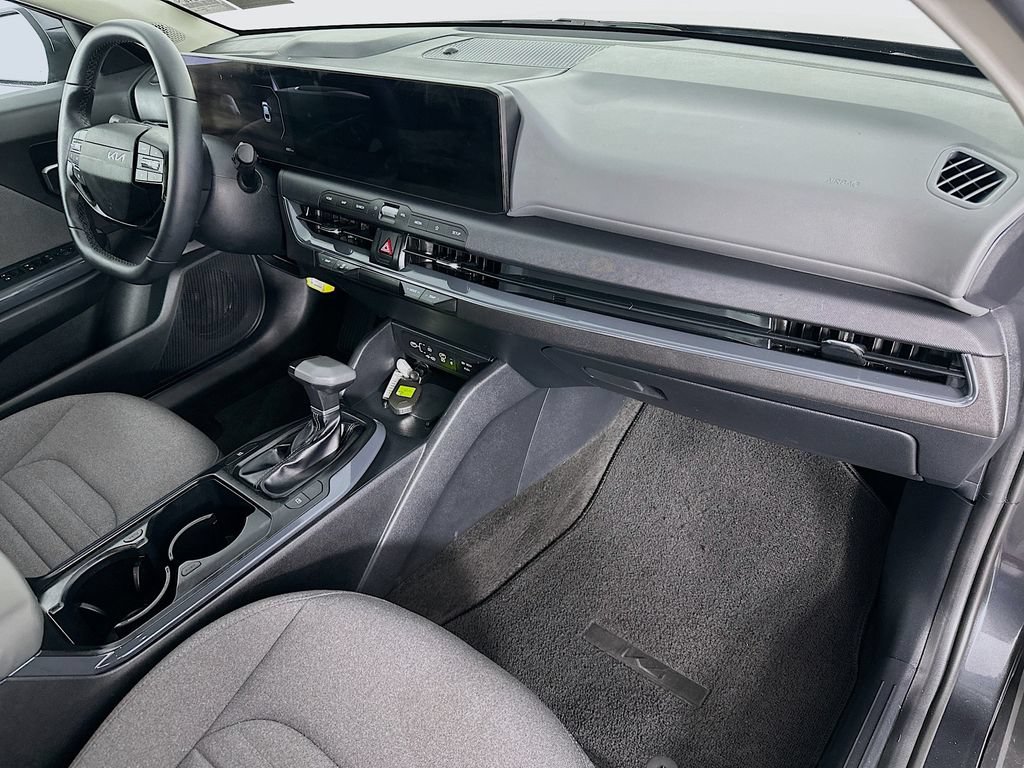 Used 2025 Kia K4 EX FWD image 29