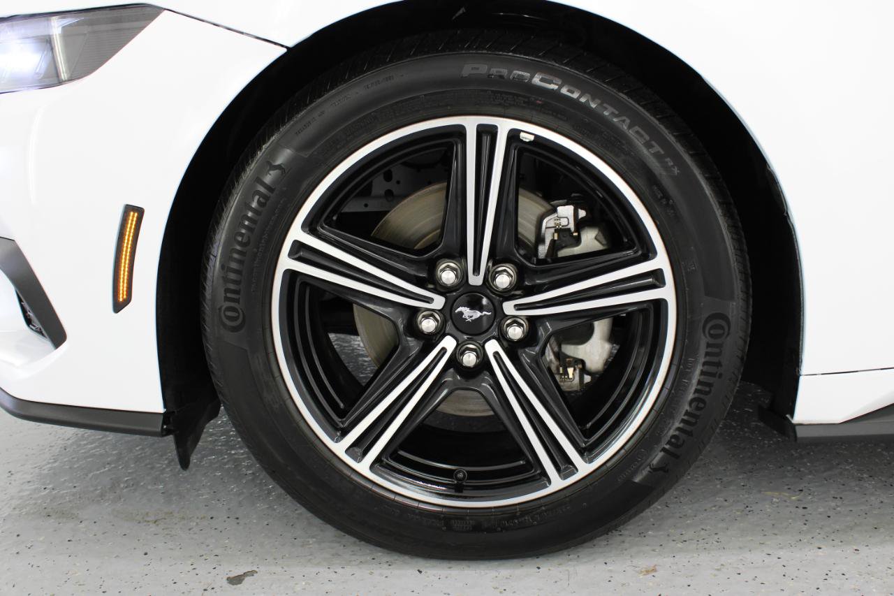 Used 2025 Ford Mustang Premium RWD image 81