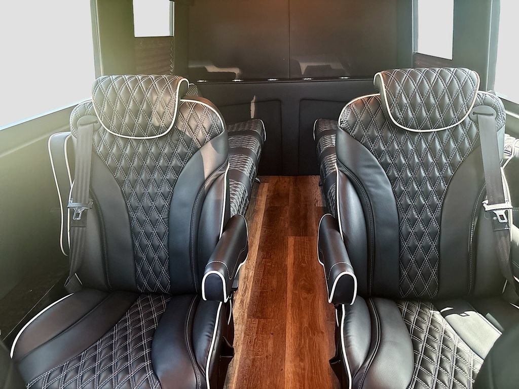 Used 2022 Mercedes-Benz Sprinter 2500 image 21