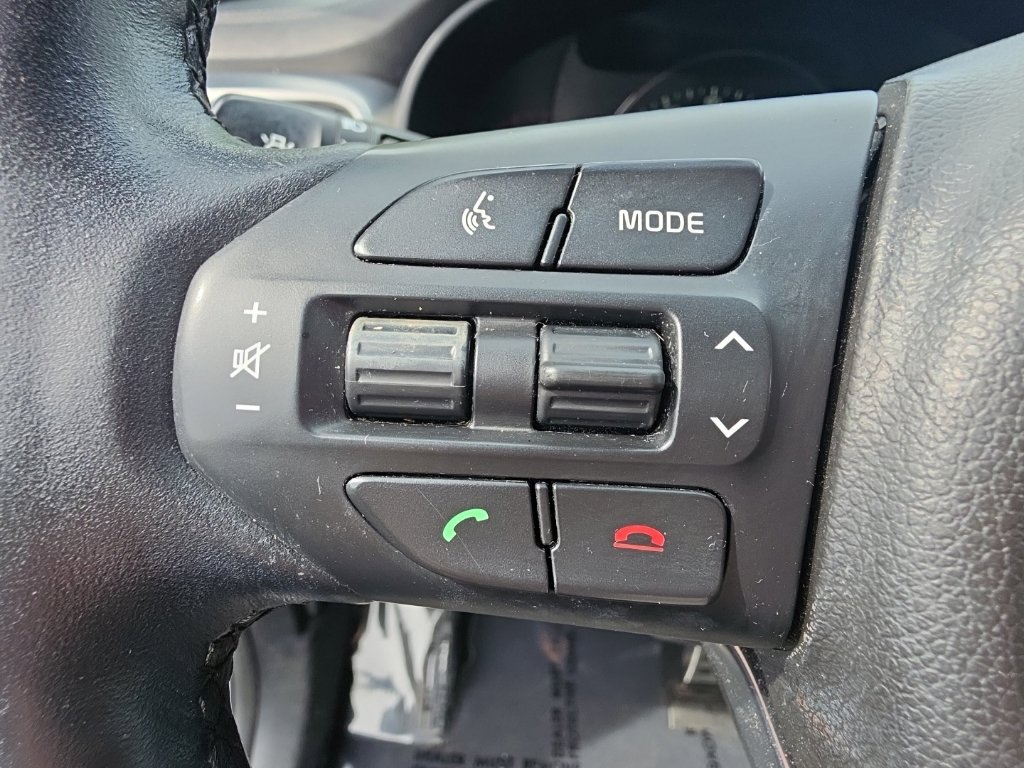 Used 2017 Kia Sorento SX AWD/4WD image 25