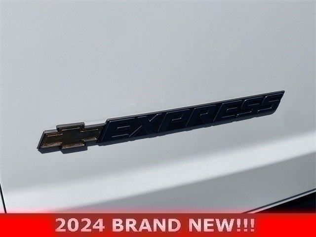 Used 2024 Chevrolet Express 2500 w/ Driver Convenience Package image 27
