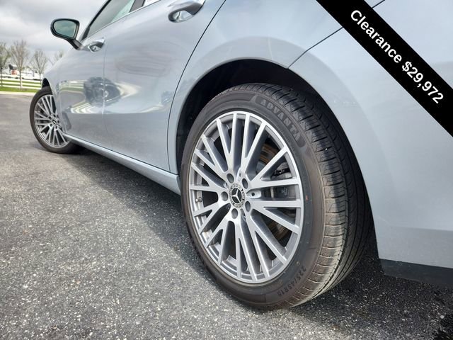 Used 2025 Mercedes-Benz CLA 250 4MATIC image 14