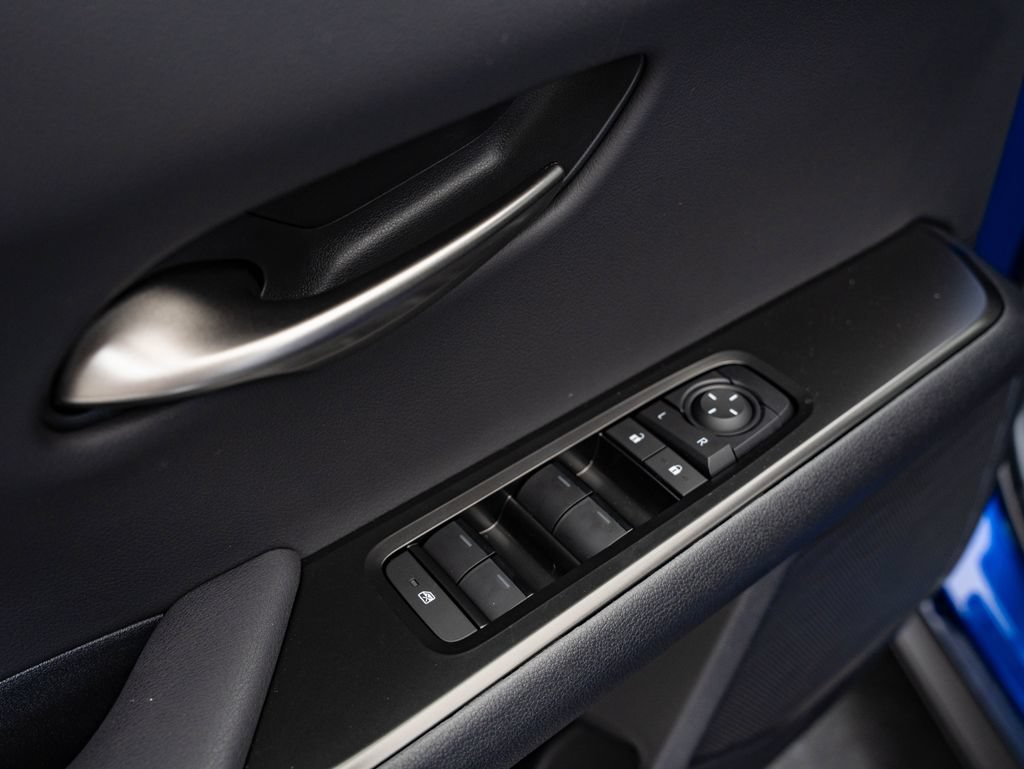 New 2026 Lexus UX 300h AWD image 25