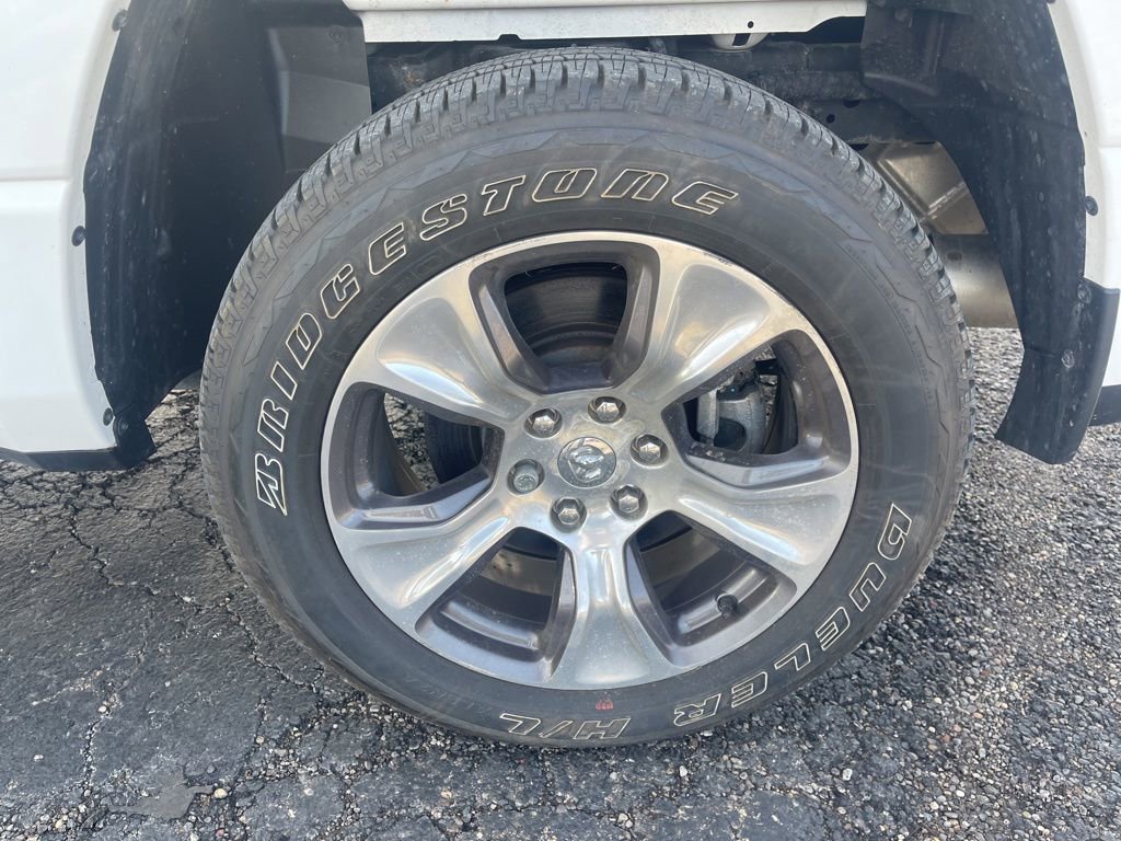 Used 2023 RAM 1500 Laramie AWD/4WD image 14