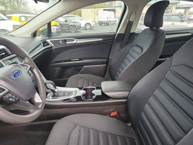Used 2016 Ford Fusion SE FWD image 20