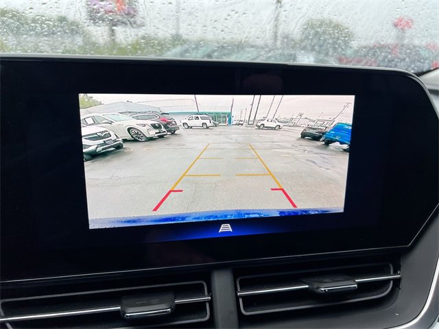 Used 2024 Chevrolet Trax LT w/ Driver Confidence Package image 14