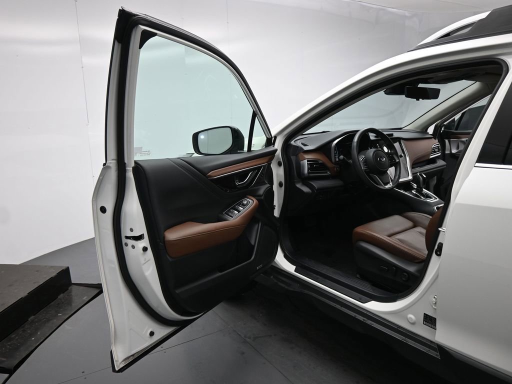 Used 2024 Subaru Outback Touring XT image 9