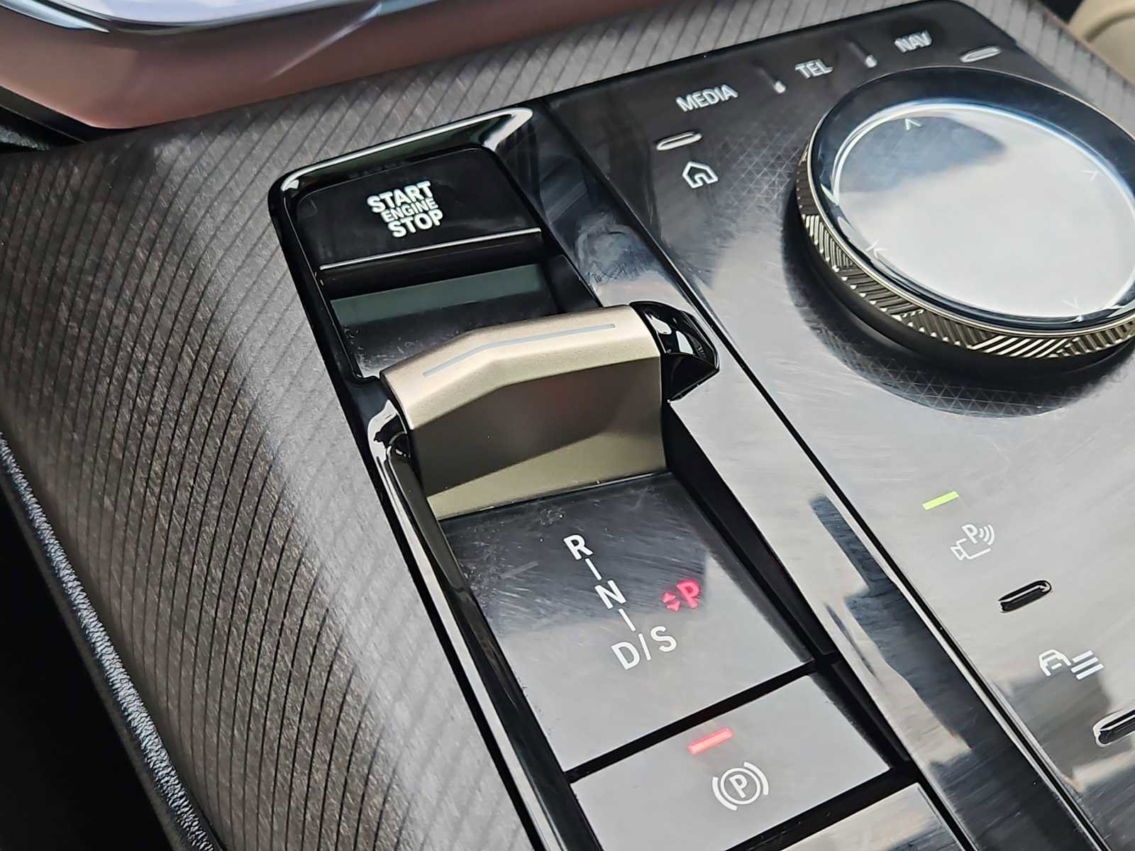 Used 2025 BMW X3 xDrive30i w/ Convenience Package image 30