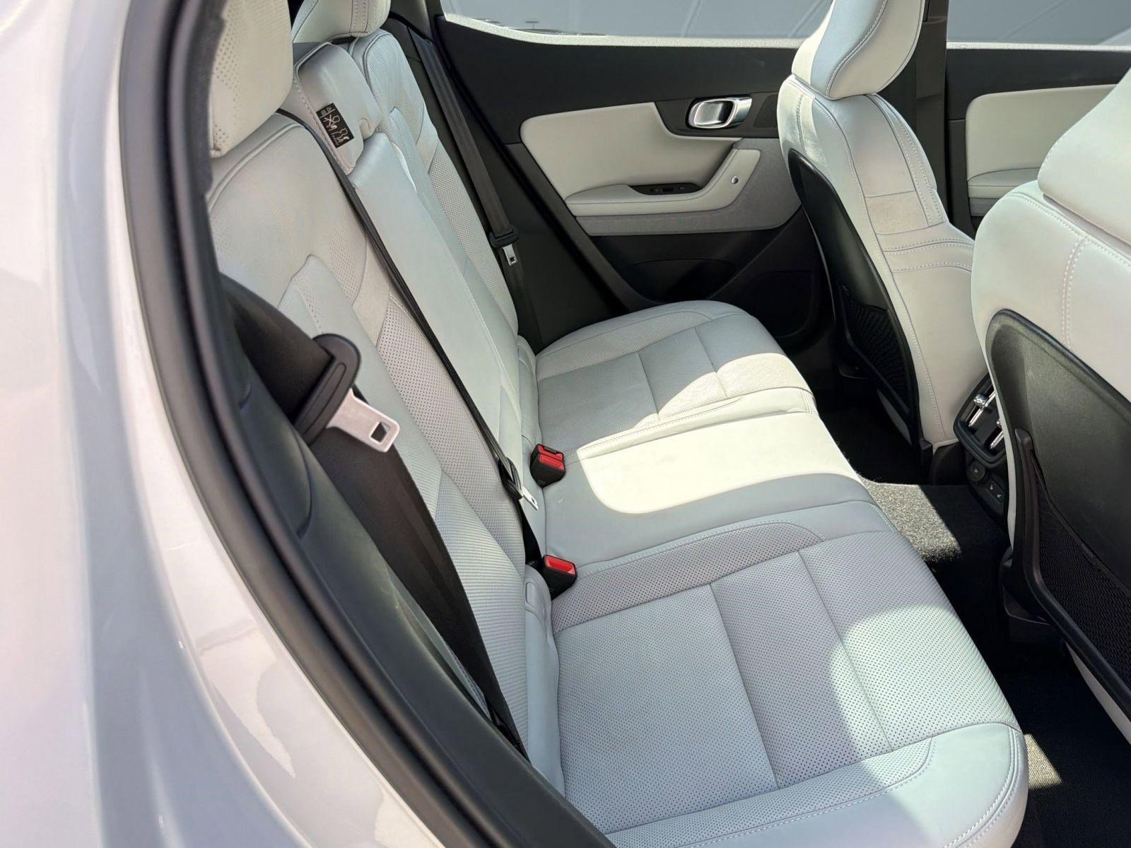 Used 2023 Polestar Polestar 2 w/ Pilot Pack image 28