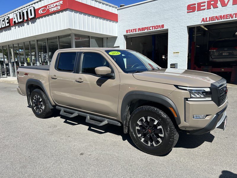 Used 2024 Nissan Frontier PRO-4X w/ Pro Convenience Package AWD/4WD image 2