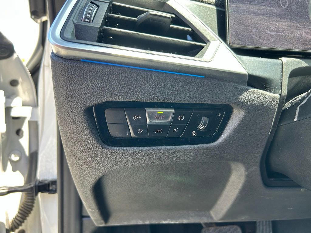 Used 2024 BMW 430i Convertible RWD image 17