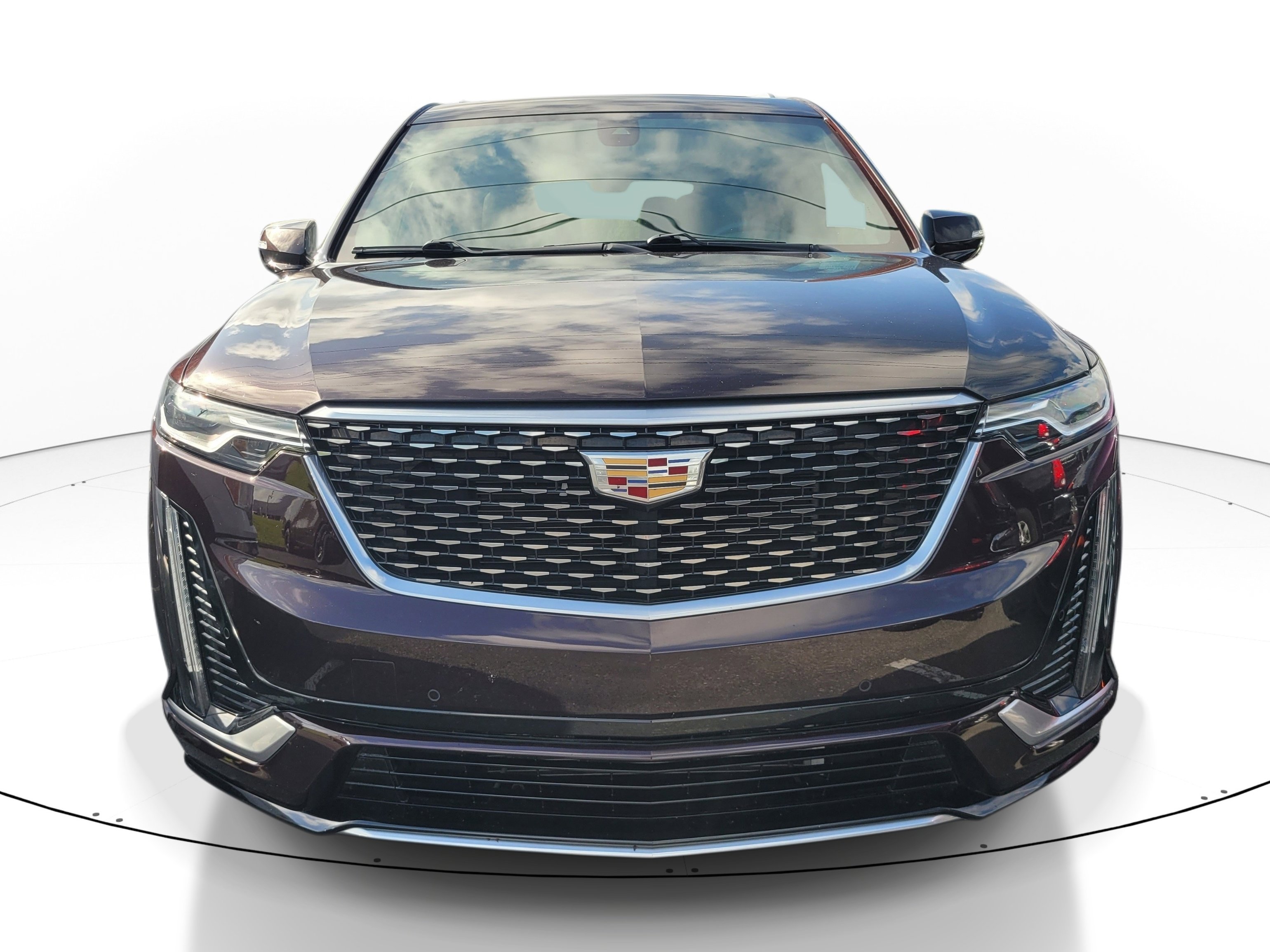 Used 2020 Cadillac XT6 Premium Luxury FWD image 2