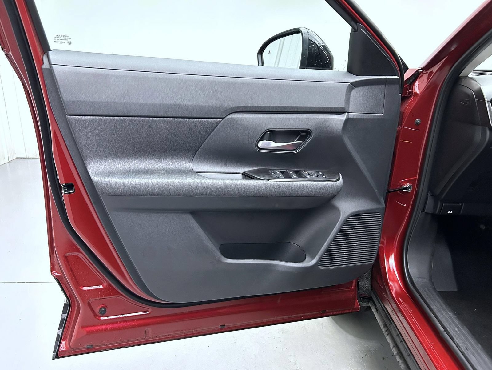 New 2027 Nissan Kicks SV AWD/4WD image 9