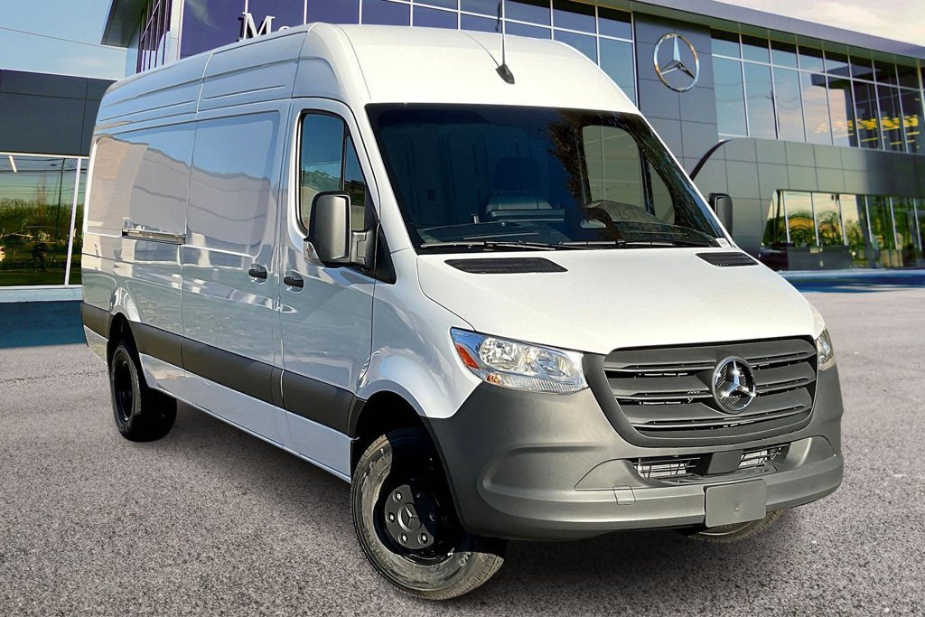 New 2026 Mercedes-Benz Sprinter 4500 image 1