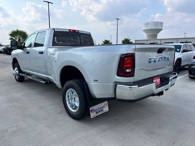 New 2027 RAM 3500 Tradesman AWD/4WD image 5