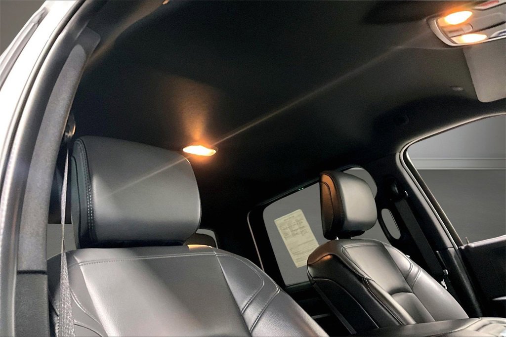 Used 2024 RAM 3500 Tradesman w/ Chrome Appearance Group image 29