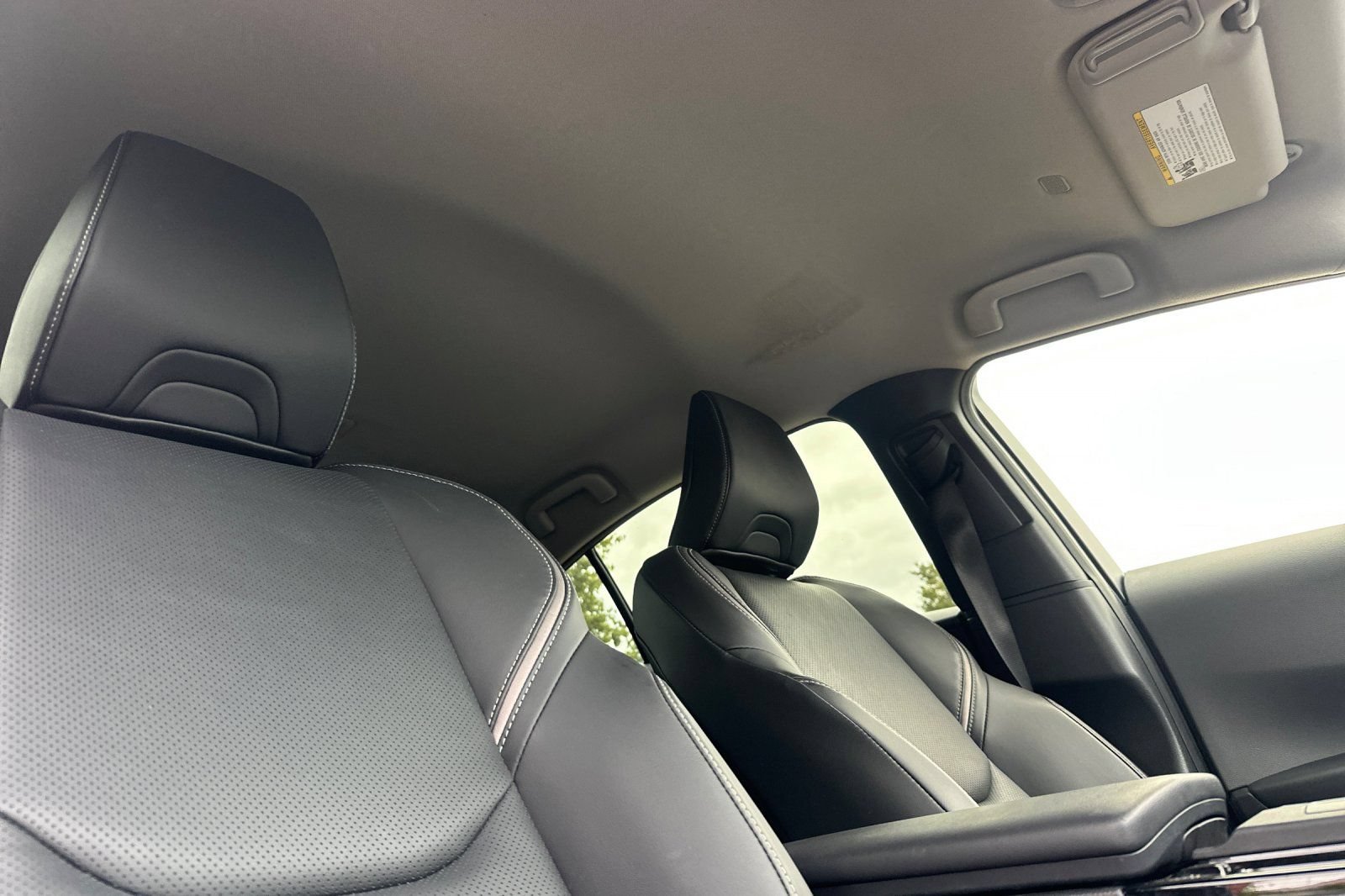 Used 2026 Toyota Prius LE FWD image 19