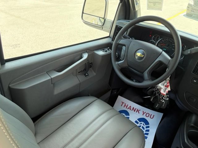 New 2026 Chevrolet Express 3500 w/ Driver Convenience Package RWD image 27