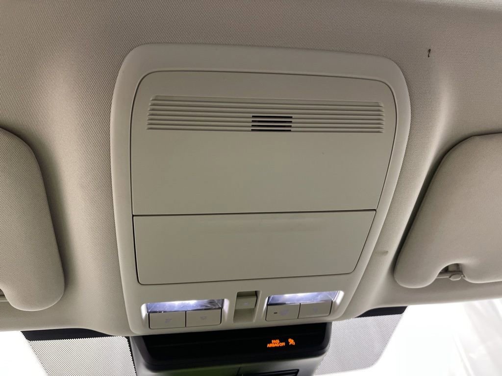 Used 2024 MAZDA CX-90 Plug-In Hybrid w/ Preferred image 8