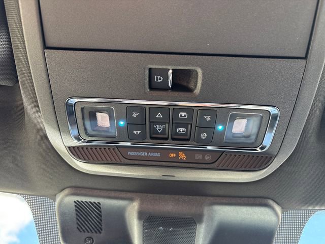 Used 2025 Ford F150 Lariat w/ Equipment Group 502A High AWD/4WD image 16