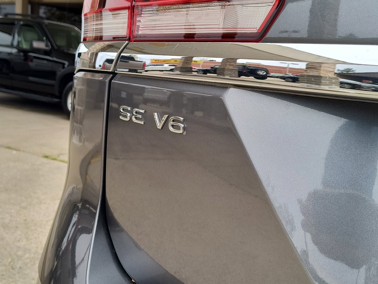 Used 2022 Volkswagen Atlas SE image 6