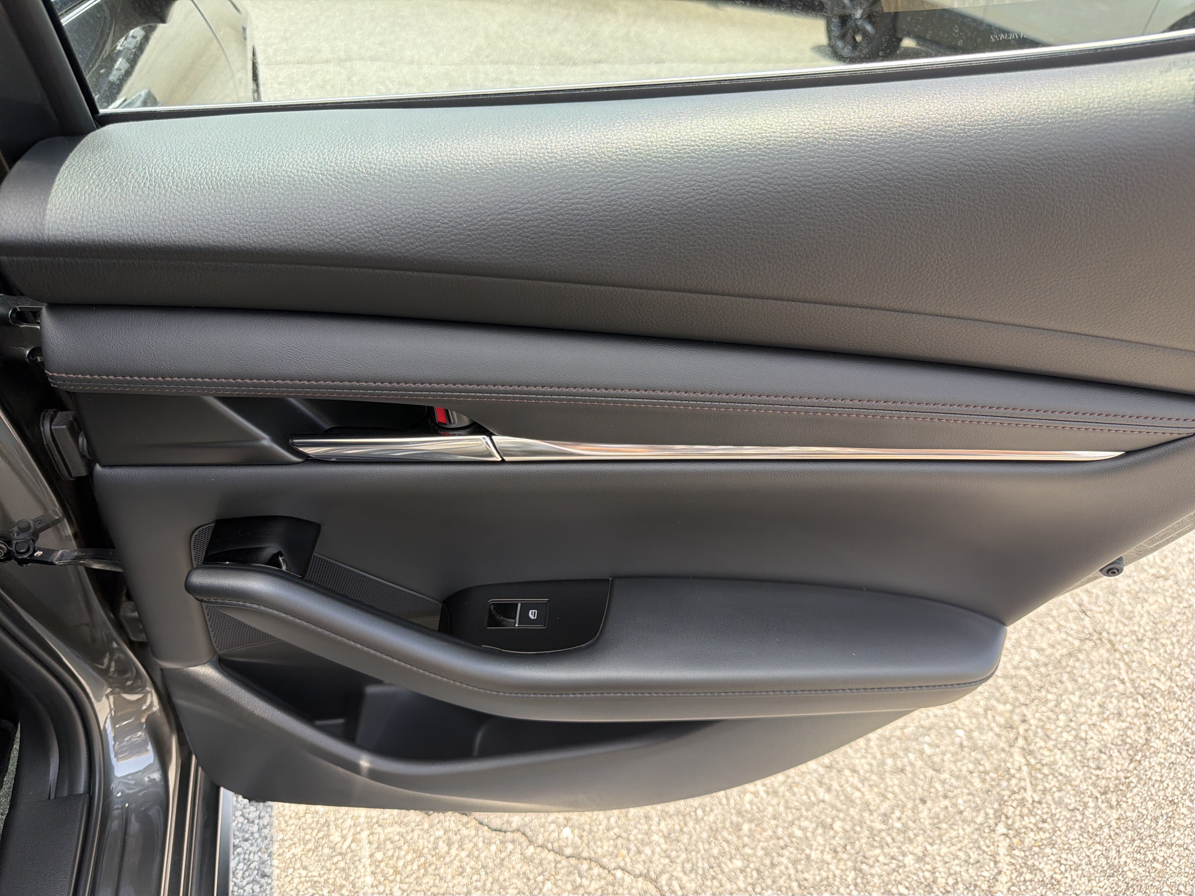 Used 2025 MAZDA MAZDA3 s FWD image 27