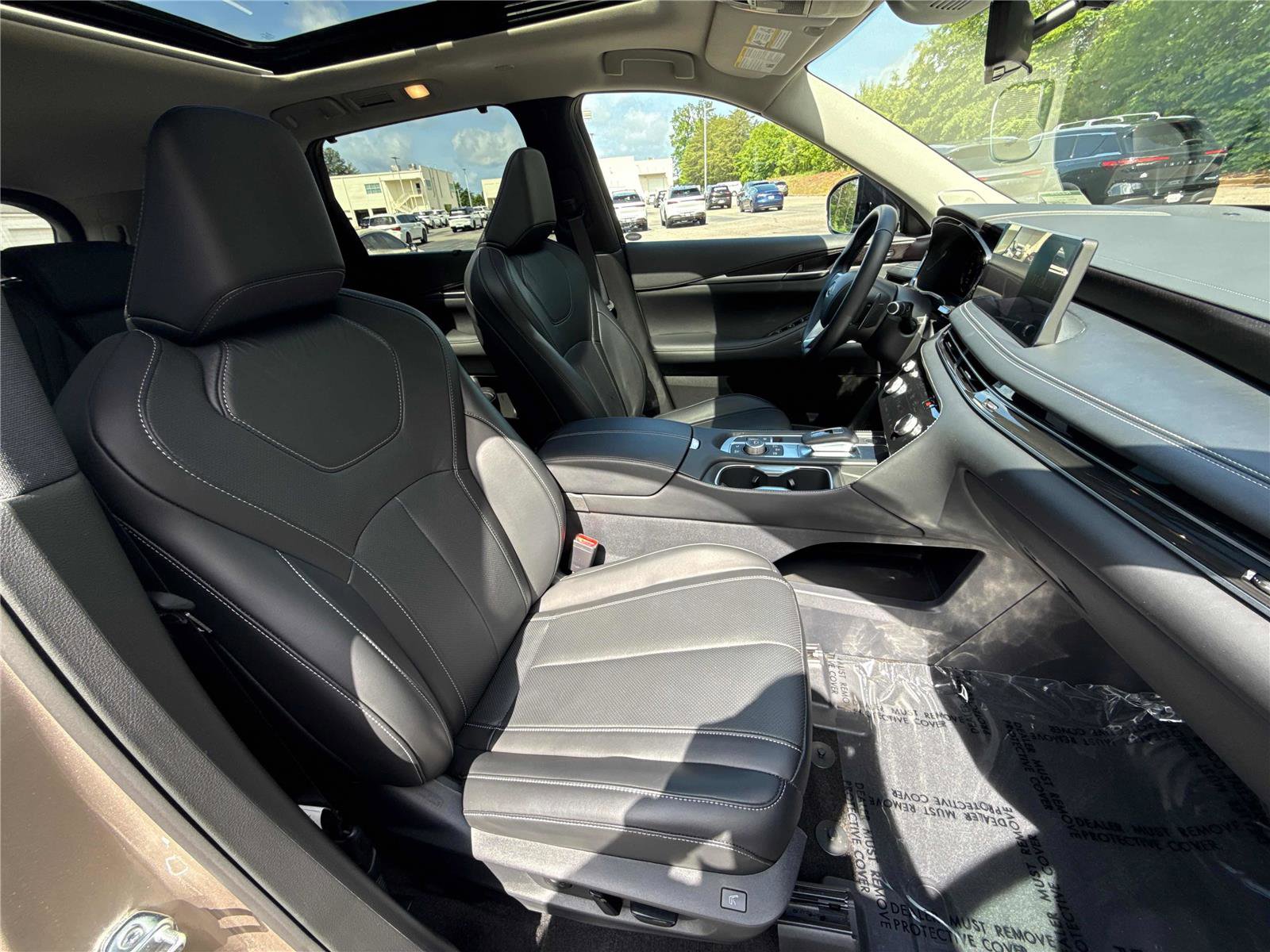 Certified 2025 INFINITI QX60 Sensory w/ Vision Package AWD/4WD image 26