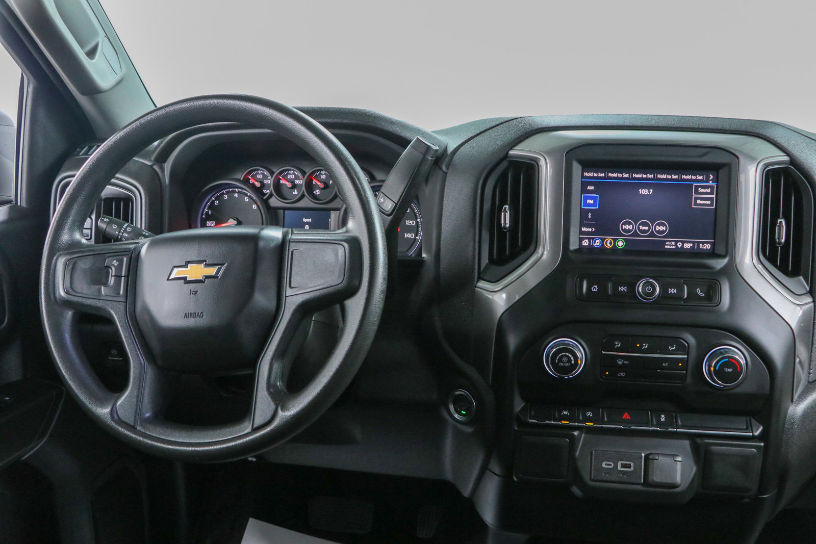 Used 2024 Chevrolet Silverado 1500 W/T w/ Trailering Package AWD/4WD image 16