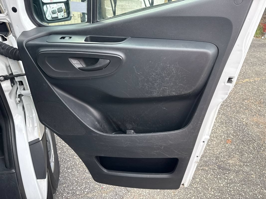 Used 2021 Mercedes-Benz Sprinter 2500 w/ Driver Convenience Package image 17