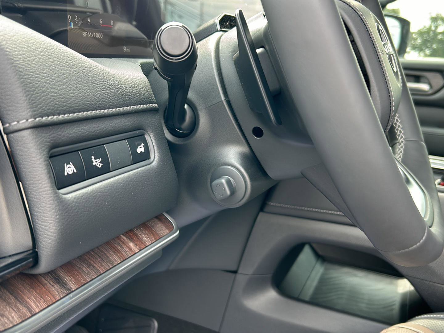 New 2025 Nissan Armada Platinum Reserve image 19