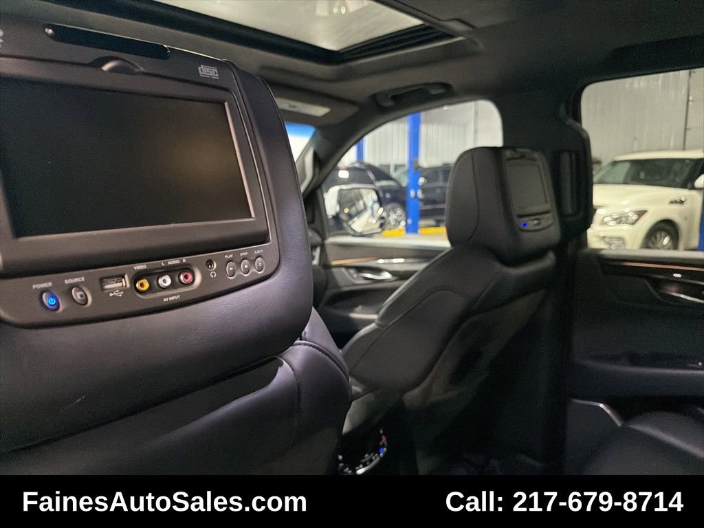 Used 2018 Cadillac Escalade Platinum image 54