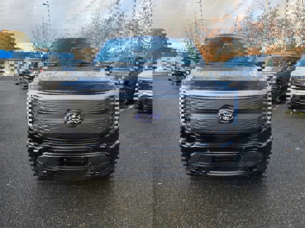 New 2025 Ford F150 Lightning Flash image 2