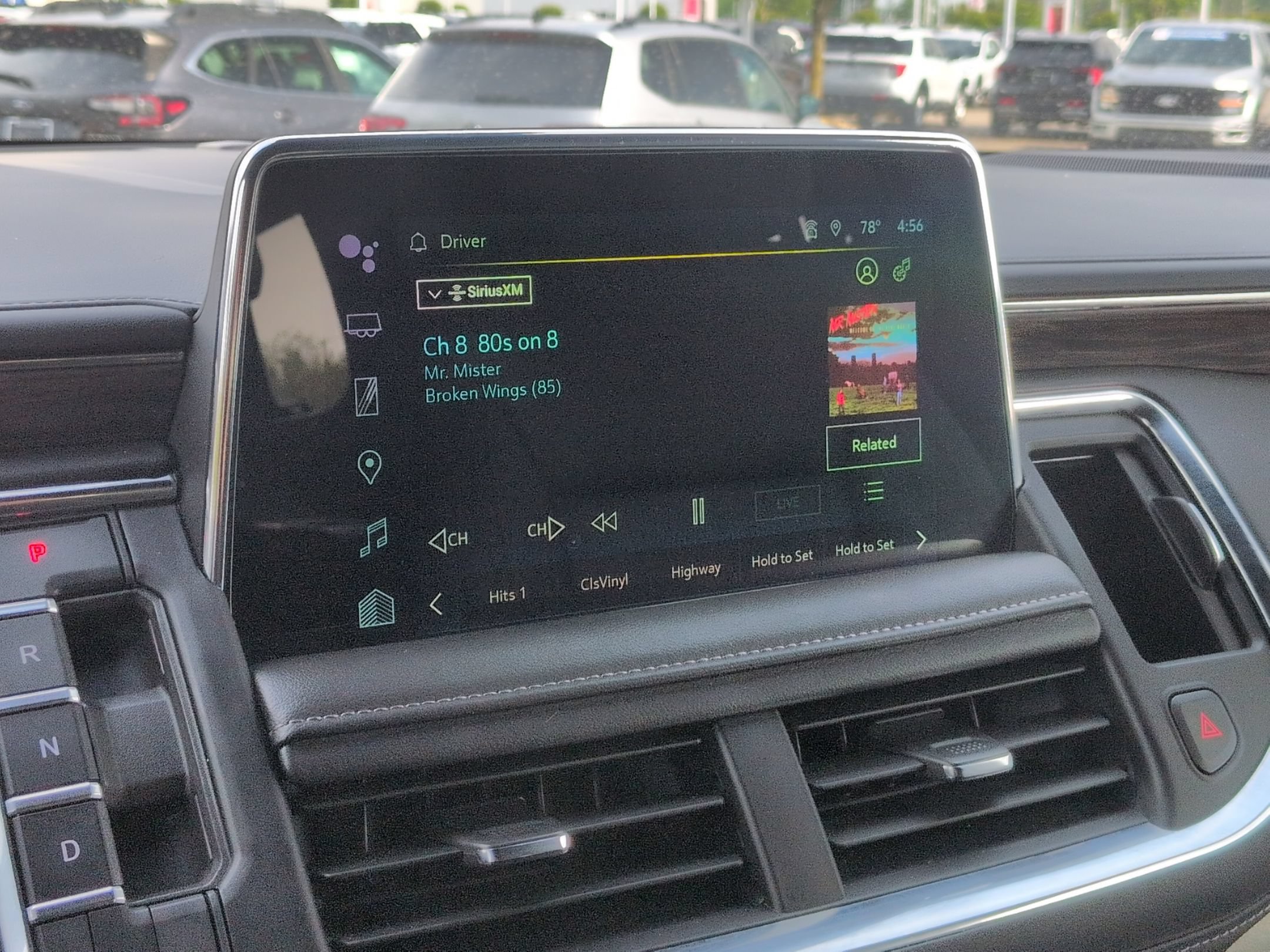 Used 2024 Chevrolet Tahoe LT RWD image 23