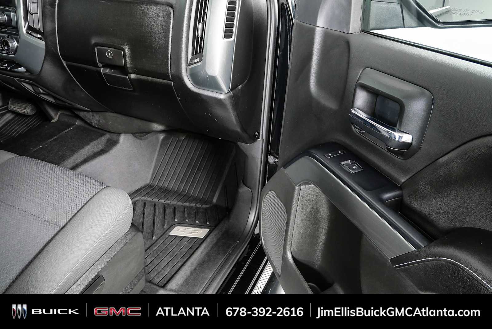 Used 2018 Chevrolet Silverado 1500 LT w/ All Star Edition RWD image 22