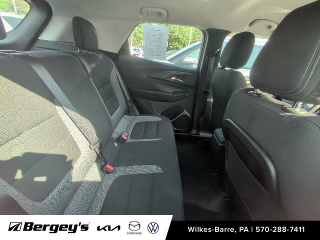 Used 2022 Chevrolet TrailBlazer LS FWD image 10