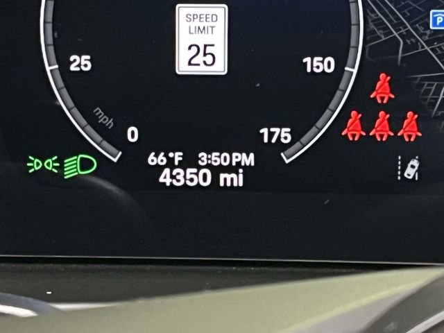 Certified 2025 Porsche Cayenne image 45