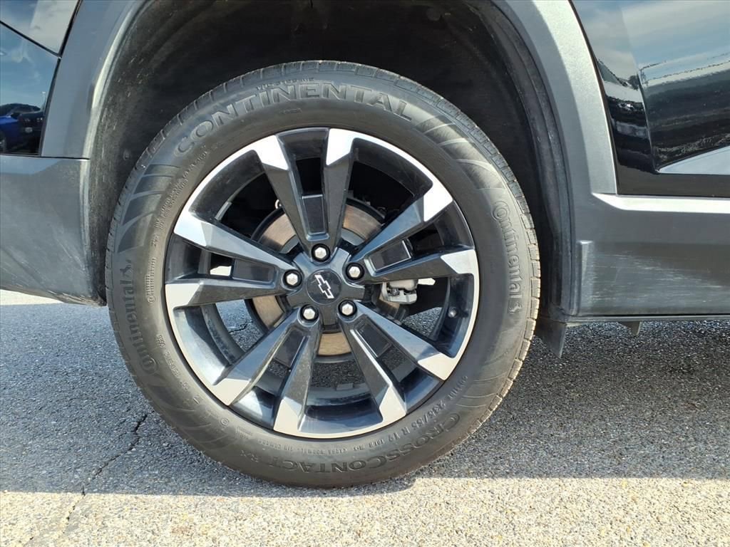 Used 2025 Chevrolet Equinox RS w/ LPO, Floor Liner Package image 19