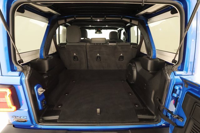 Used 2024 Jeep Wrangler Unlimited image 22