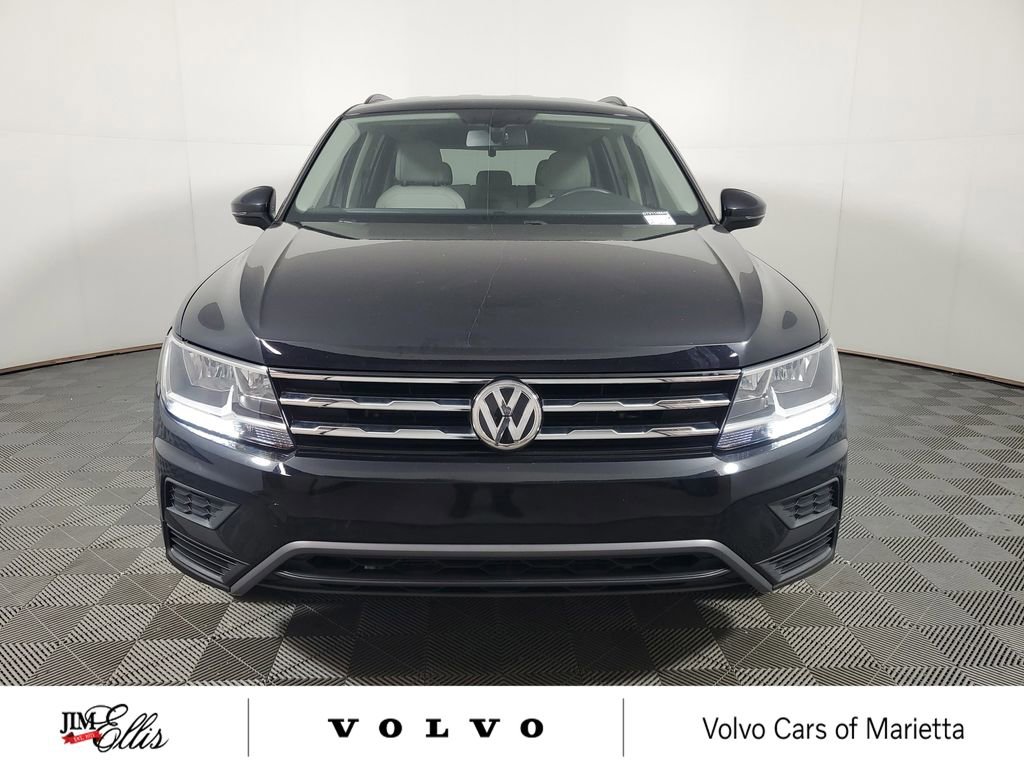 Used 2020 Volkswagen Tiguan SE FWD image 2
