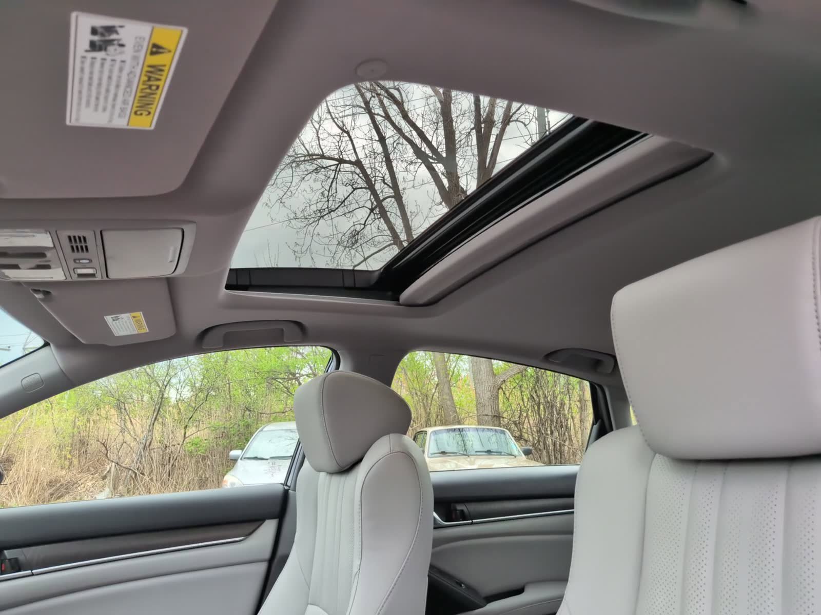 Used 2018 Honda Accord Touring image 23