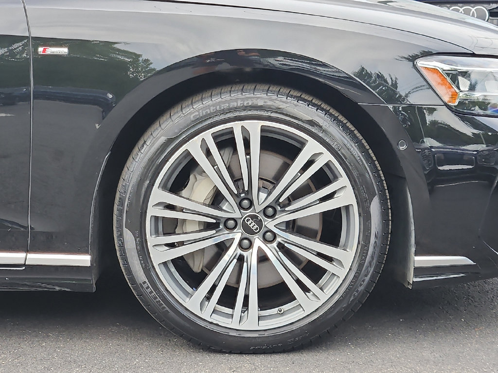 Used 2023 Audi A8 L 3.0T w/ Comfort Plus Package AWD/4WD image 13