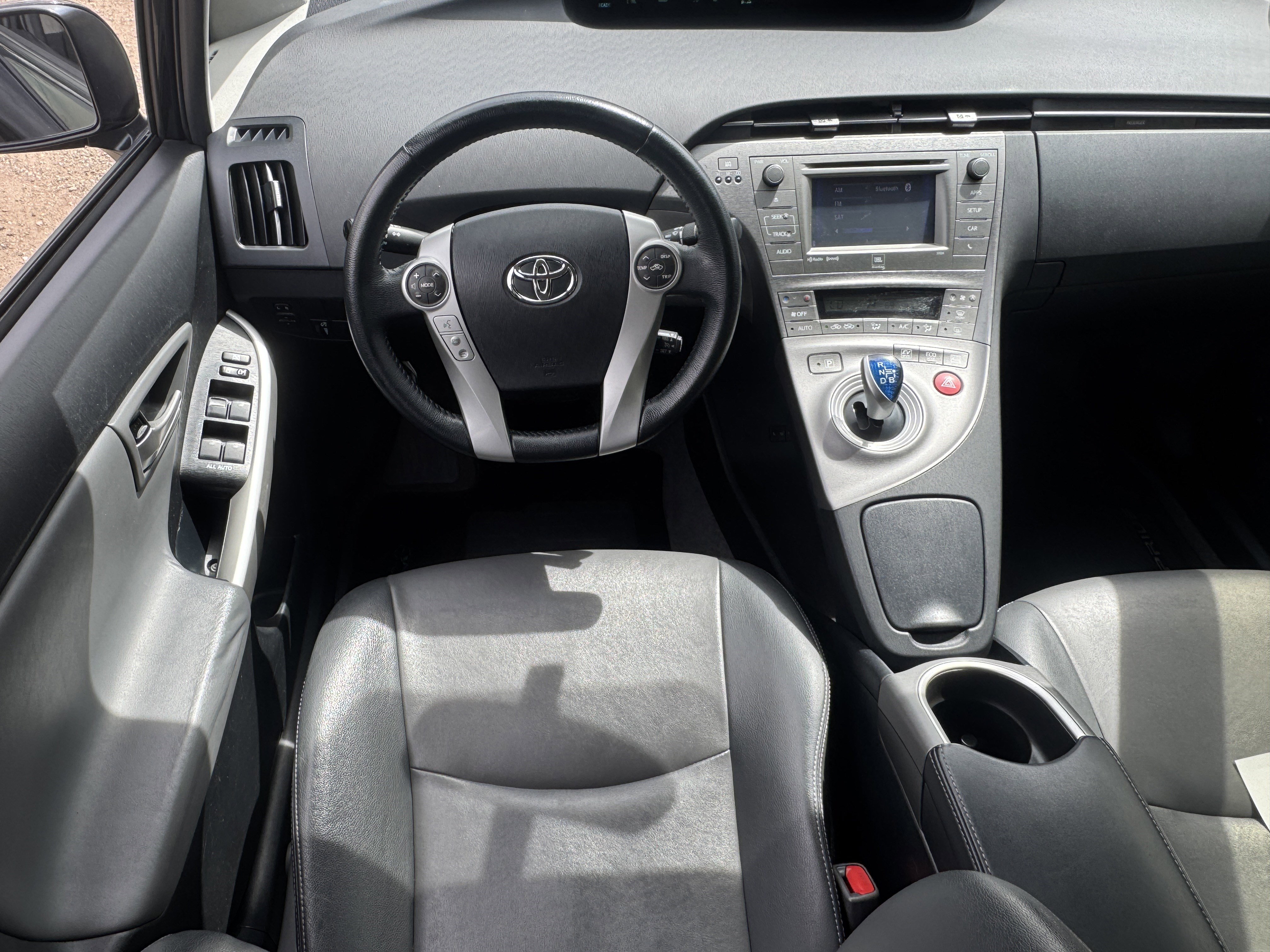 Used 2015 Toyota Prius Four image 16