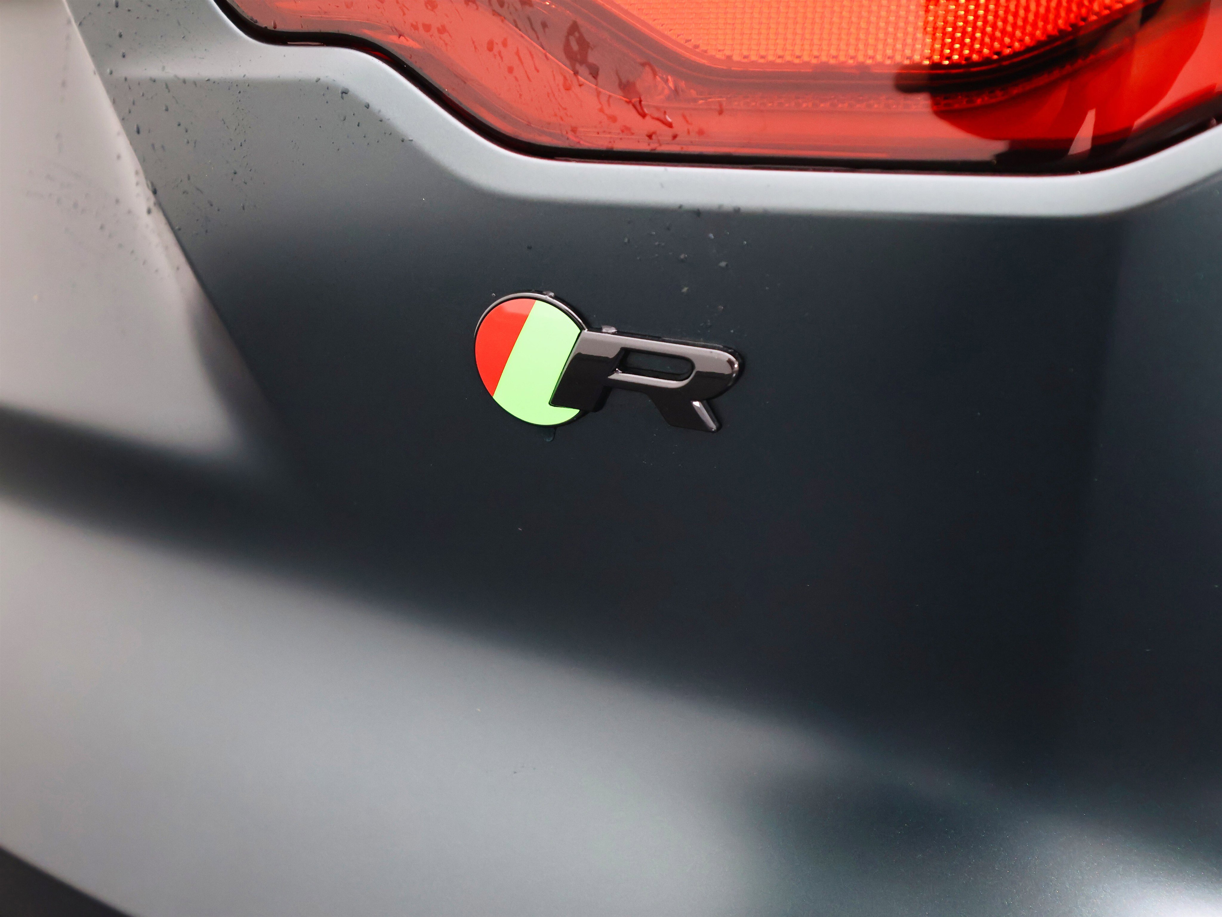 Used 2023 Jaguar F-TYPE R image 34